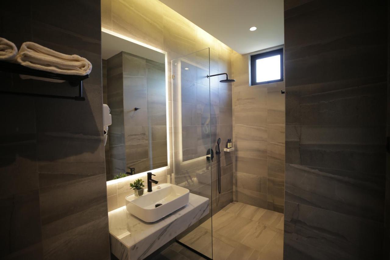 The Maximilian Hotel 카우아얀 외부 사진