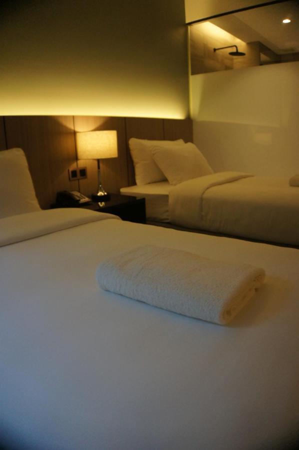 The Maximilian Hotel 카우아얀 외부 사진